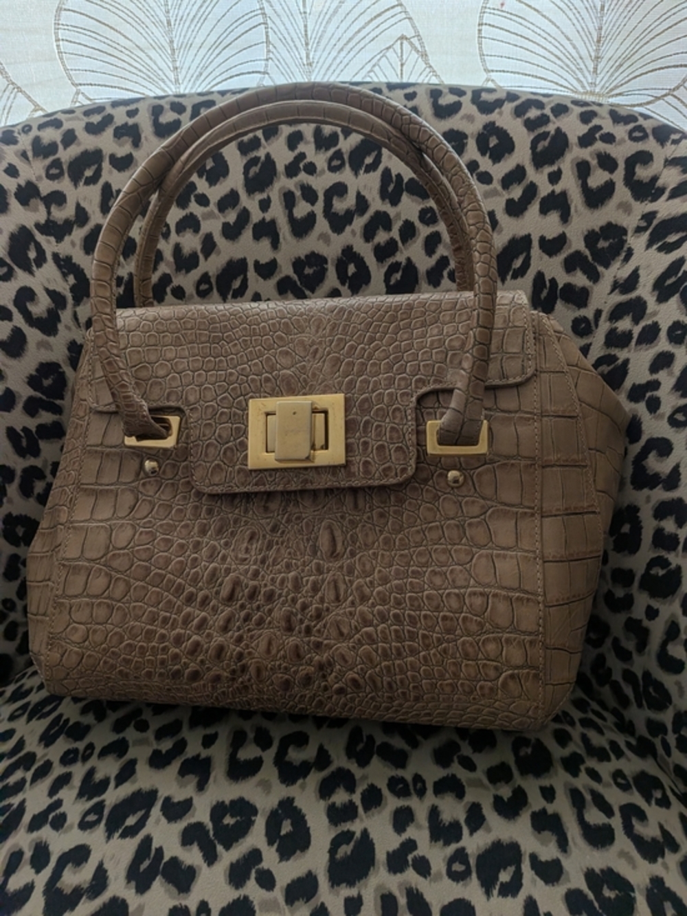 crocodile-embossed Claudia Firenze In Taupe Beige With Gold Square T Turn Lock